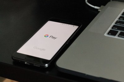 Zusammenarbeit von Banken und Google Pay bei der Kontoführung