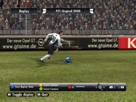 Bandenwerbung von Opel in Pro Evolution Soccer 2008 als In-Game Advertising